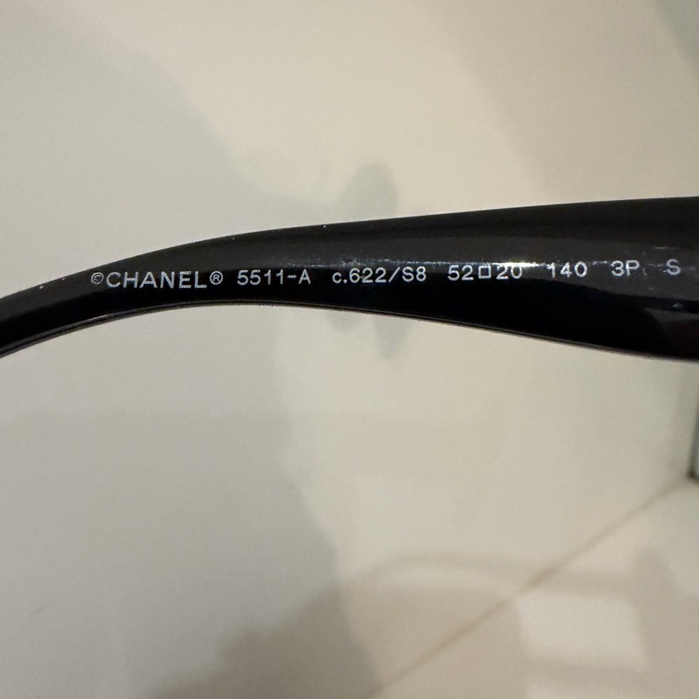 CHANEL Black Sunglasses with Gold Chain Detail - Picture 3 of 4